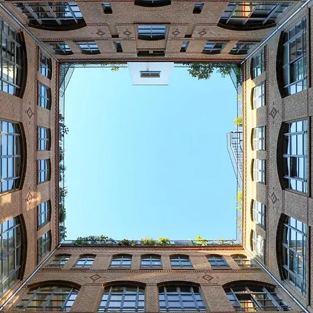 The Melchior, Luxury Industry Loft In Mitte Up To 5 Ppl With 2 Bath Rooms Berlin Exterior photo